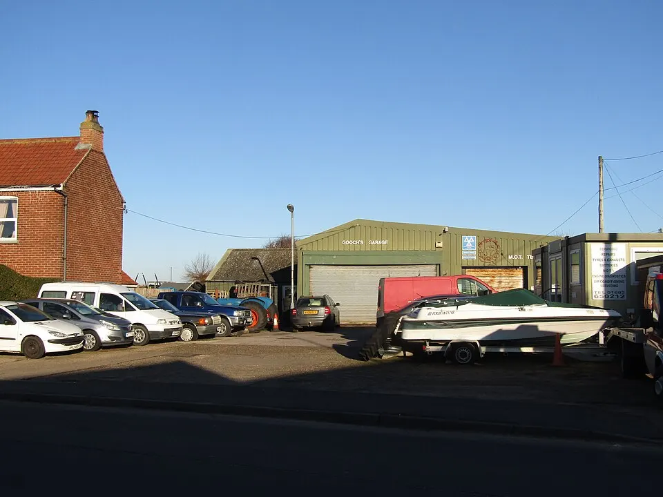 Simon Green Motor Engineers